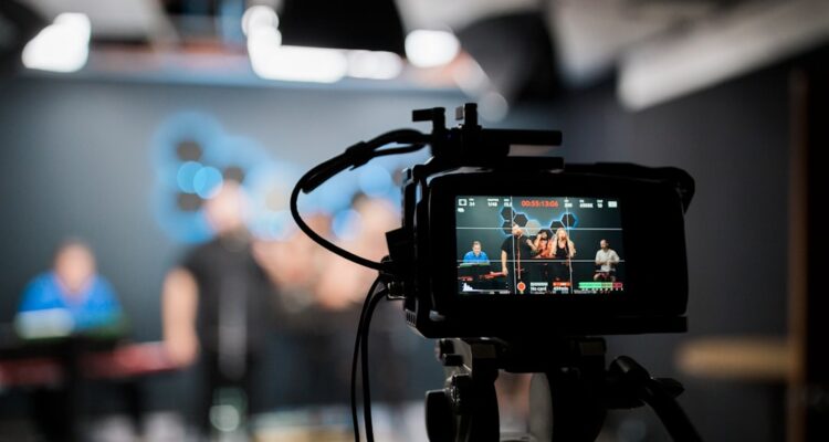 Films en series kijken: Videoland of NLZIET?